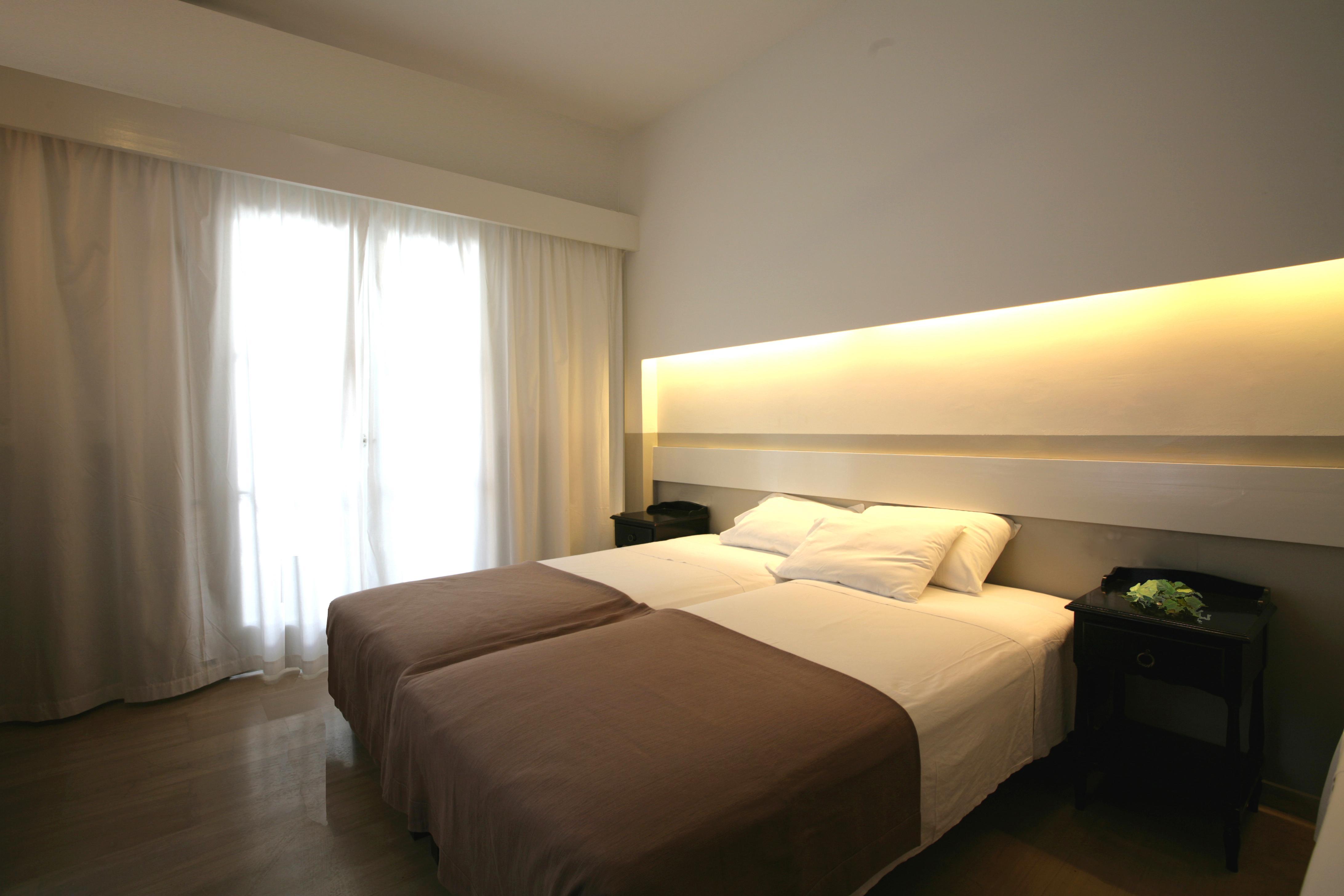 Kamari Beach Hotel エクステリア 写真