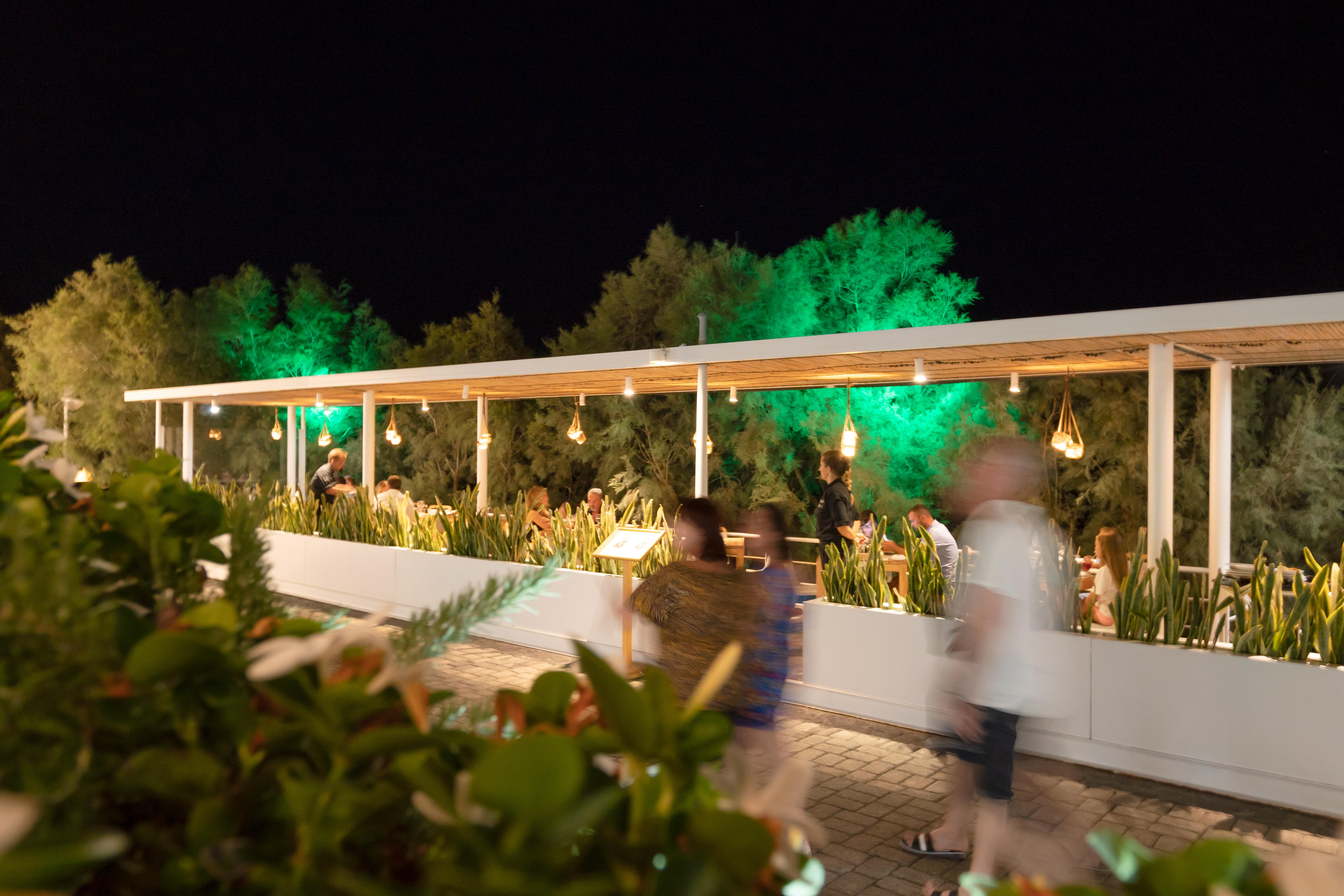 Kamari Beach Hotel エクステリア 写真