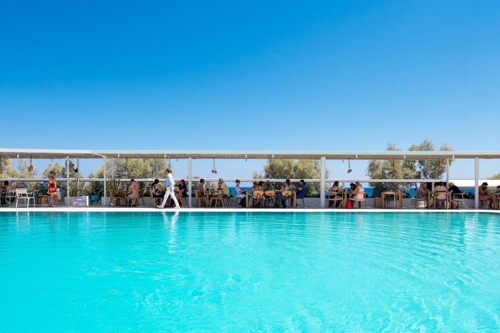 Kamari Beach Hotel エクステリア 写真