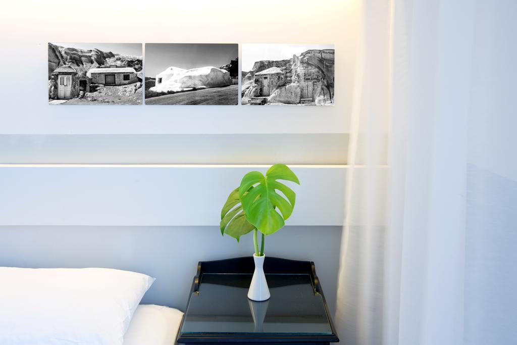 Kamari Beach Hotel エクステリア 写真